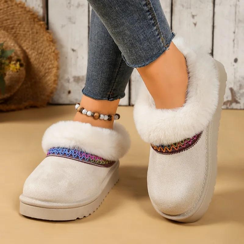 

Fashion New Upgraded Ethnic Lambswool Snow Boots 2025 Winter Fur All-in-one Platform Slippers for Women s Versatile Outward Wear 36