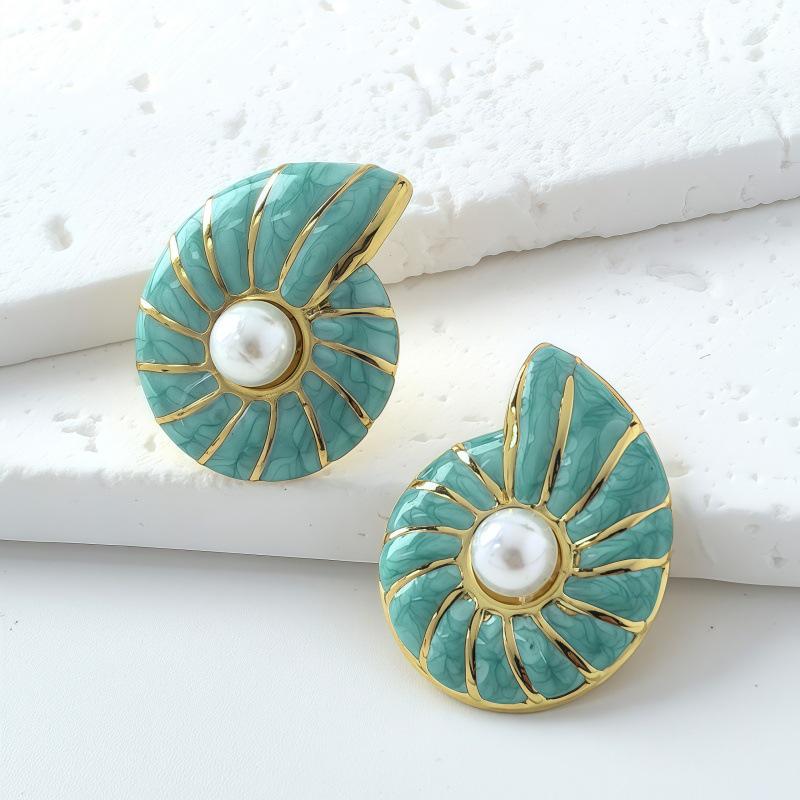 Cross-border Elegant Conch Drip Oil Stainless Steel Earrings: Luxurious, Exquisite, Non-Fading, Versatile Women's Jewelry