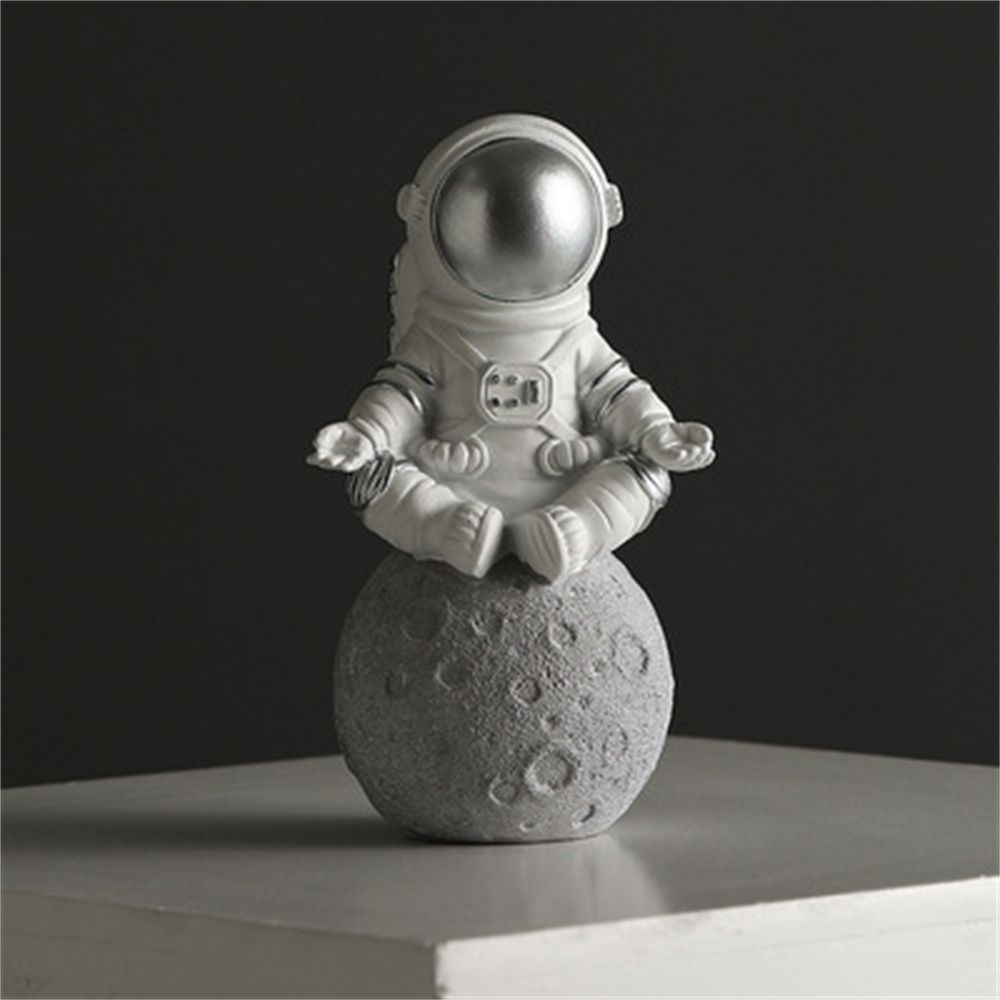Statues Miniatures Gift Spaceman Moon Sculpture Decorative Astronaut Figurines Astronaut Model