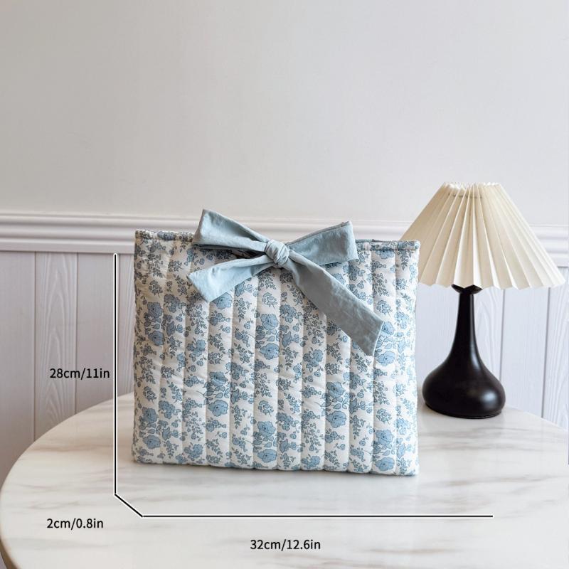 

Blue Floral Tote Bag with Bow – Lightweight Cotton Linen Shoulder Bag for Daily & Beach Use