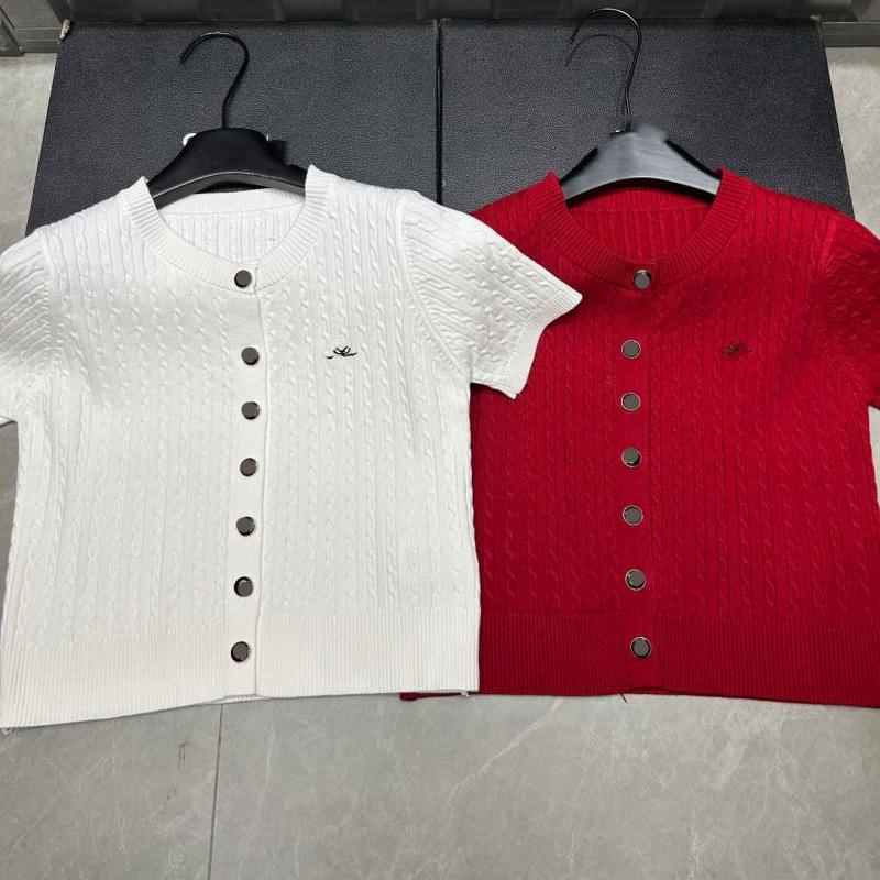 D Brand European Style Cartoon Embroidery Knit Cardigan - Women's Winter Versatile Age-Reducing Sweater Coat.