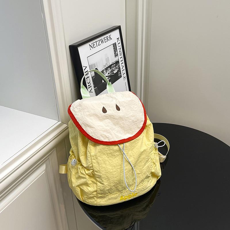 

Street Style Daypack With Durable Nylon Material And Inner Slip Pocket жёлтый