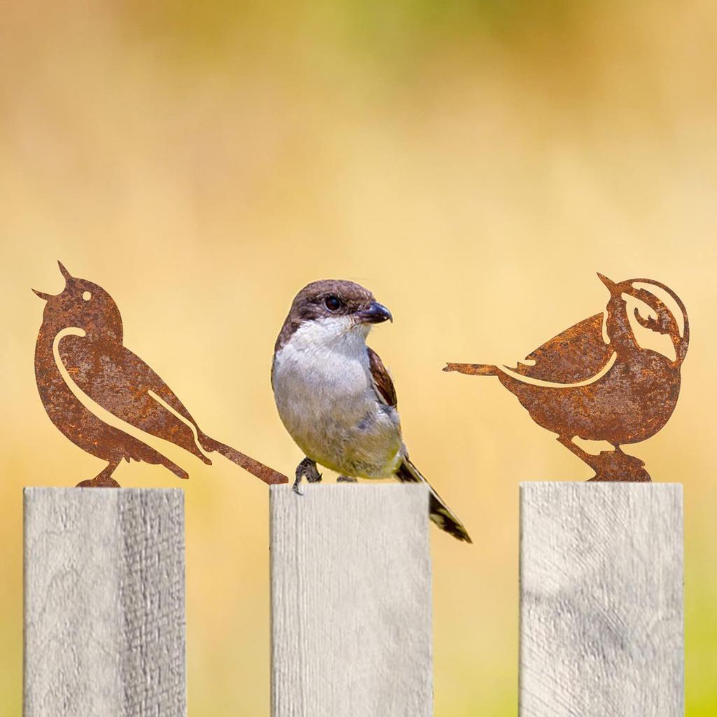 Set of 5 Rustic Metal Bird Sculptures Garden Decor Outdoor Yard Art Rusted Iron Bird Figurines for Lawn Patio Fence Decoration