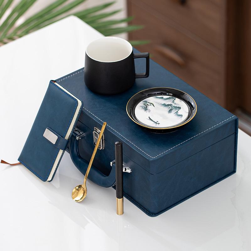 Creative Business Gift Set: Coffee Cup & Notebook for Corporate Meetings and Team Building