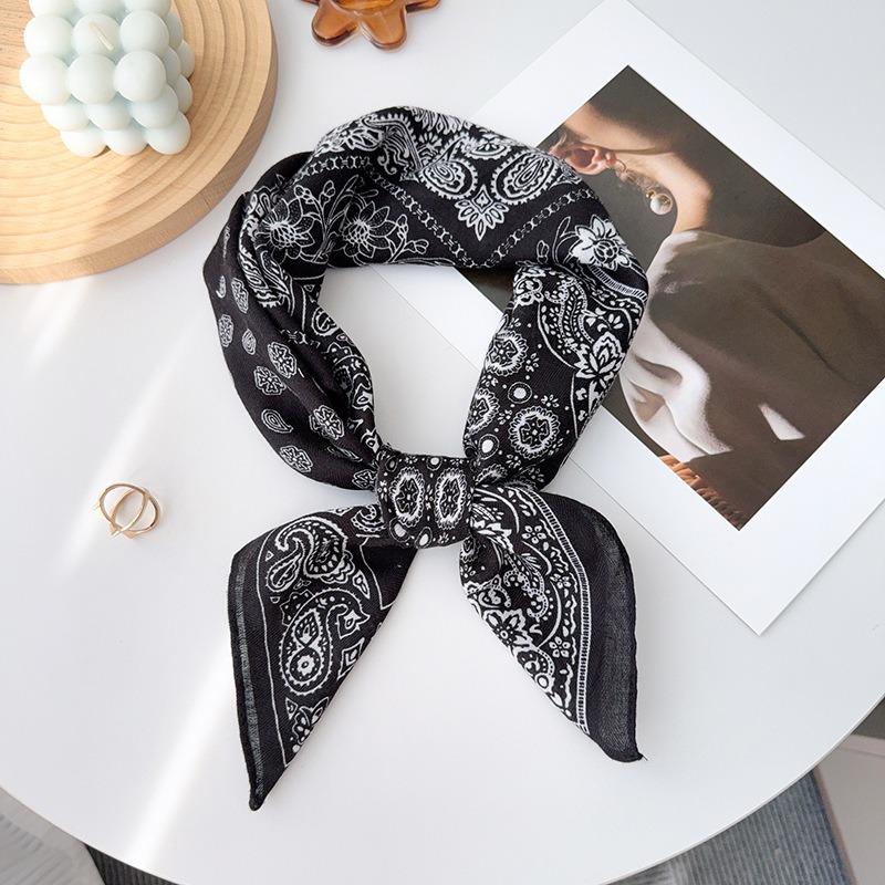 Women S Vintage Paisley Square Scarf For Autumn Winter Fashion Neckwear