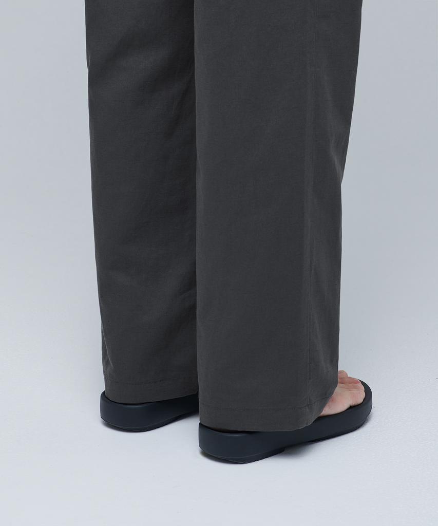 MUSINSA STANDARD Cotton Linen Two-Tuck Wide Pants [Gunmetal]