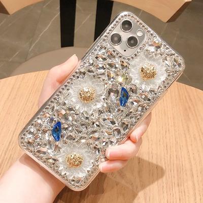 The New Butterfly Flower Full-Screen White Crystal Phone Case Is Suitable  For iPhone 16 15 14 13 11 12 Plus Pro Max