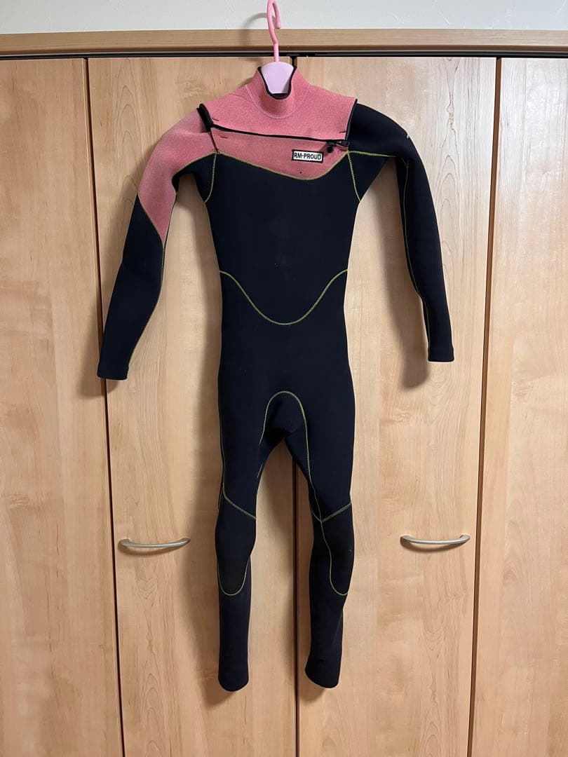 

[USED] RM-PROUD Full Suit, Black/Pink, Kids, Boys, Excellent Condition