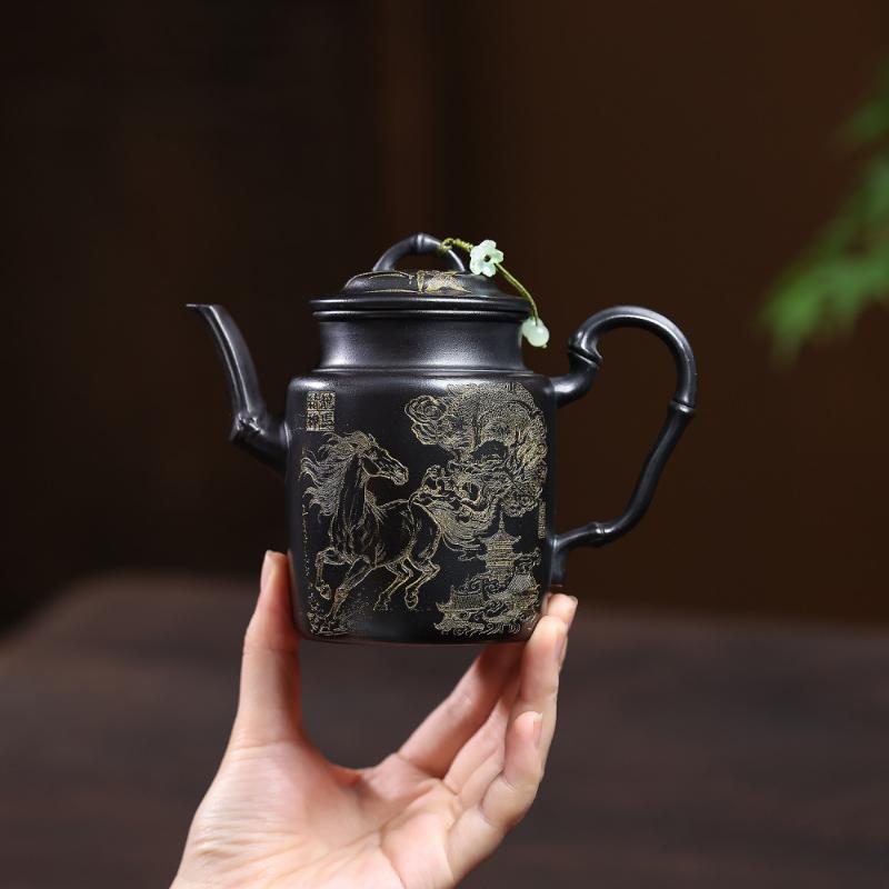 111ml Authentic Yixing Purple Clay Teapots Handmade Gold Drawing Ryoma Pot Raw Ore Stone Yellow Mud Kettle Zisha Tea Set Cha