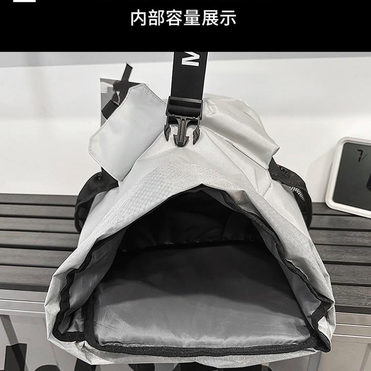 School bag Large capacity travel bag Storage bag Basketball fitness Mountaineering sports backpack Versatile niche lightweight simple backpack