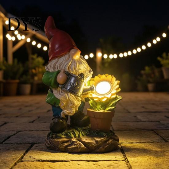 Pastoral Style Yard Decor Solar Sunflower Gnome Garden Statue with LED Lights, Waterproof Resin Figurine Cute for Outdoor Patio Lawn And Indoor