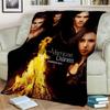 Couverture Imprimée The Vampire Diaries Couverture Flanelle Jeté de Lit Couvre-lit Doux Couverture de Canapé Impression Personnages Étoilés Couvertures Jetées Adultes