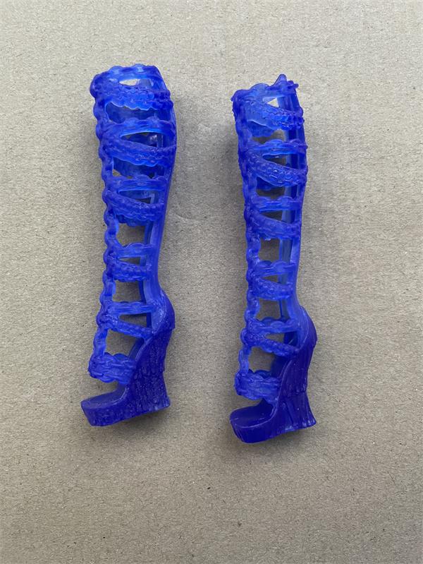 Monstering High Puppenzubehör Dekorationen Taschen Hüte Schuhe Halskette Brille Stirnbänder Kinder Spielhaus Puppendekorationen Teile