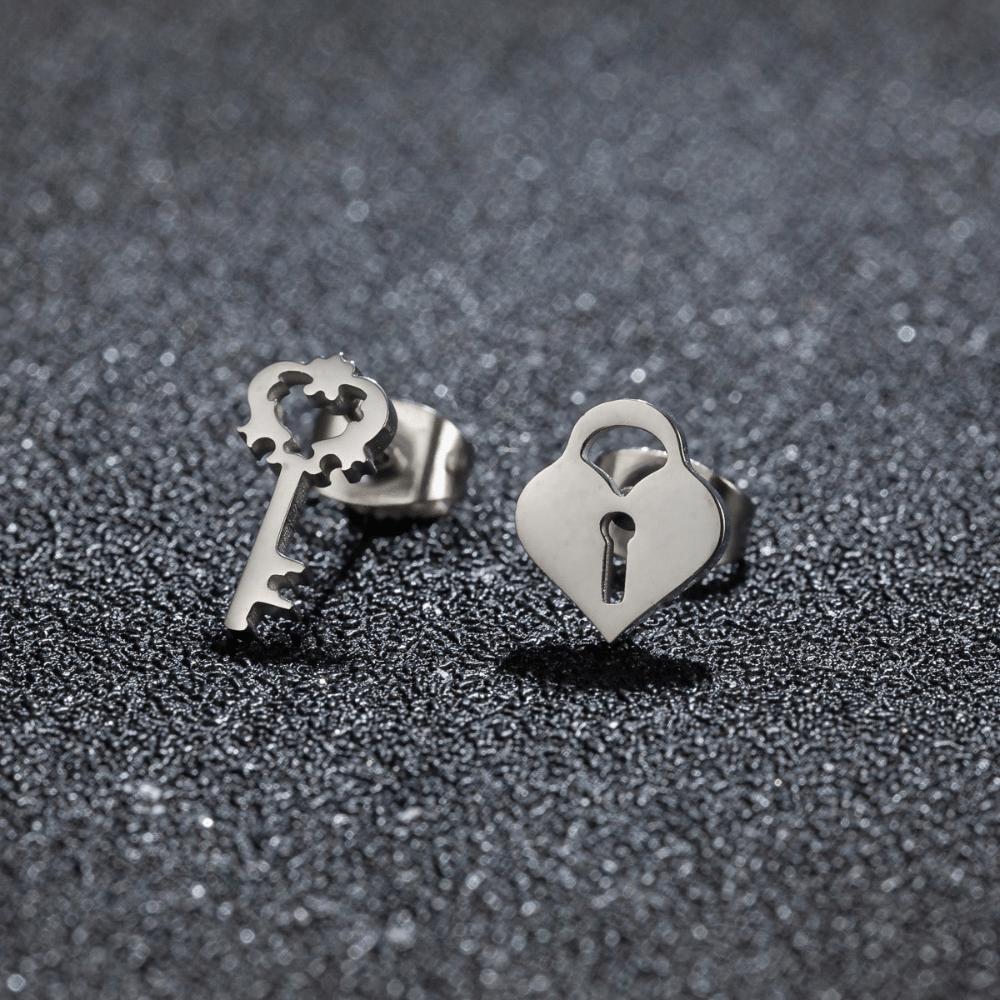 1 Pair Of Stainless Steel Earrings, Heart-Shaped Lock Key Romantic Earrings, The Perfect Gift For Parties, Weddings