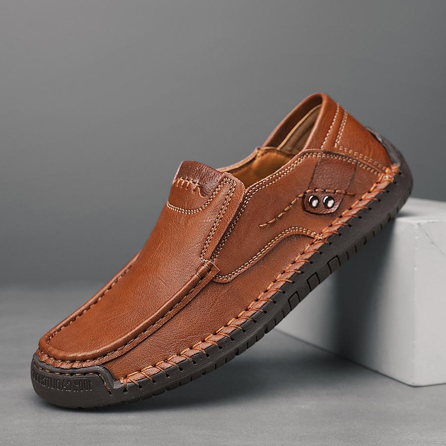 Genuine Leather Soft Soled Bean Shoes Men Handmade Casual Shoes Luxury Brand Loafers Breathable Slip On Italian Driving Shoes