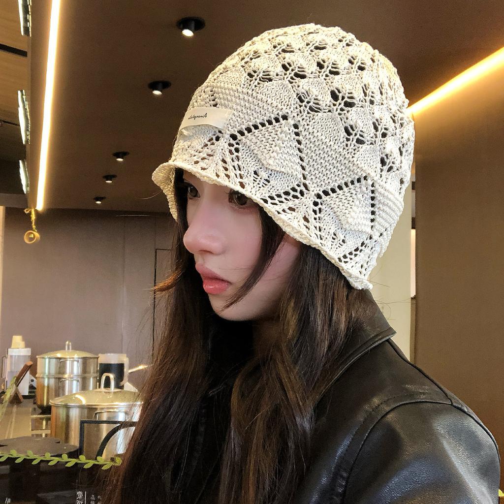 Hollow knitted headgear women's new early autumn thin breathable stacking hat showing face small pullover hat