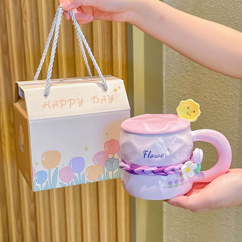 Uroczy kubek w kwiaty w pudełku prezentowym dla dziewczynek i dziewczyn, wartościowy prezent urodzinowy, praktyczny ceramiczny kubek pamiątkowy