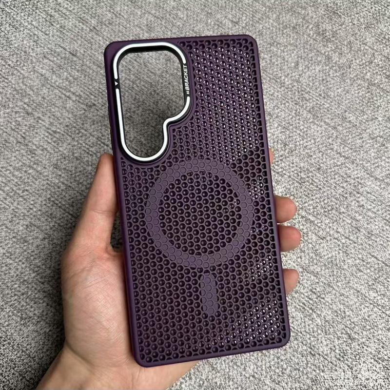Hollow honeycomb heat dissipation suitable for Samsung s11ultra mobile phone case lens holder s11ultra magnetic protective case