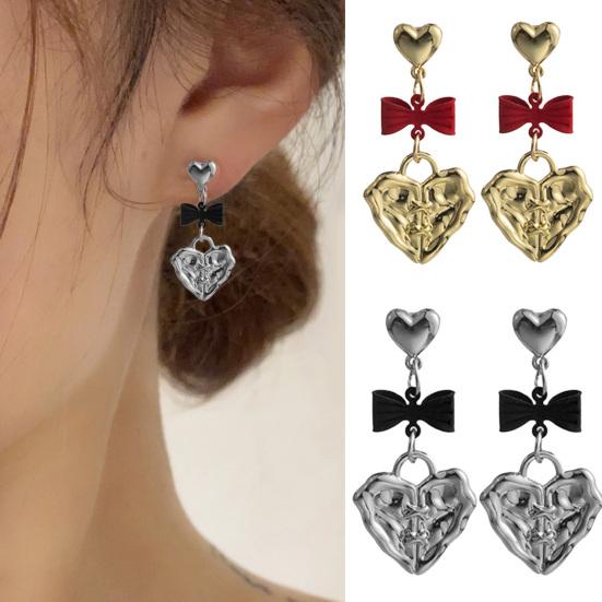 

Стильные серьги-пусеты из универсального сплава, подарок на день рождения