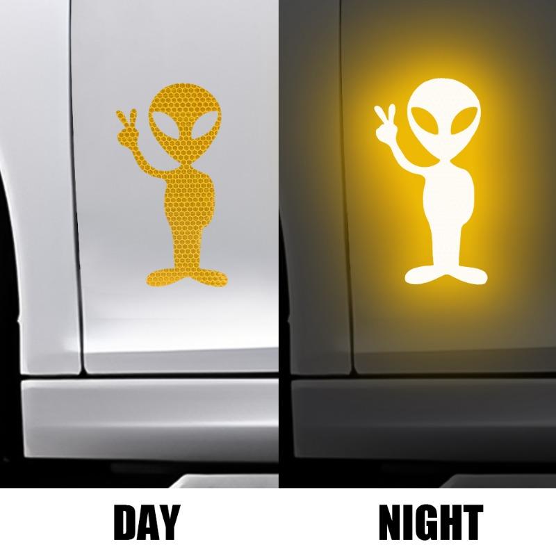 High Reflective Alien Peace Stickers Personalized Car Stickers Auto Body Rear Window Stickers Decoration Anti Scratch Decals