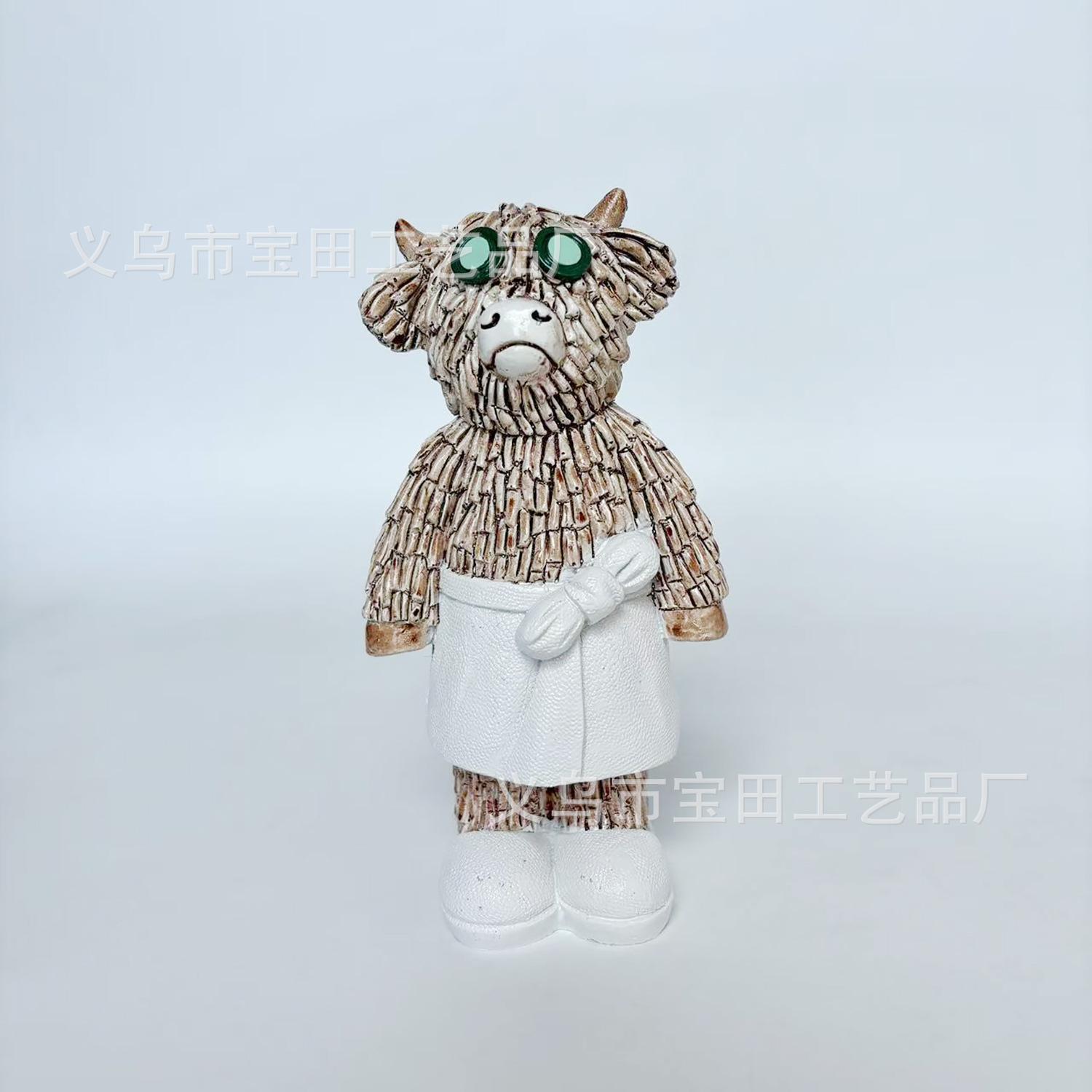 New Christmas tide cow statue bath towel champagne cow home desktop decoration ornament resin handicraft