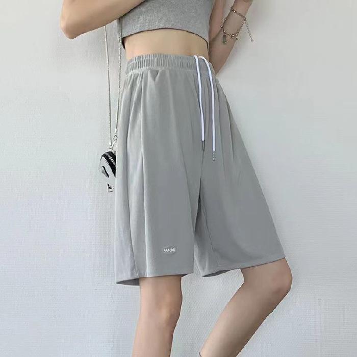 High-waisted Thin Ice Silk Casual Shorts for Women In Women's Summer New Loose Wide-leg Large-size Fat Five-point Sports Pants for Women