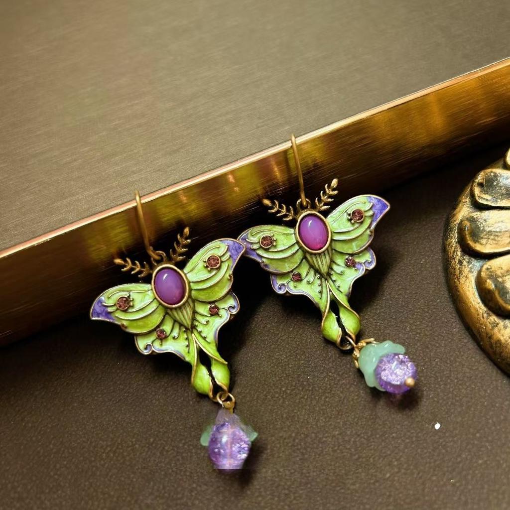 Orecchini a Farfalla Smaltati Eleganti Ispirati all'Artigianato Vintage Adatti per l'Uso Quotidiano delle Donne o Accessori per Feste