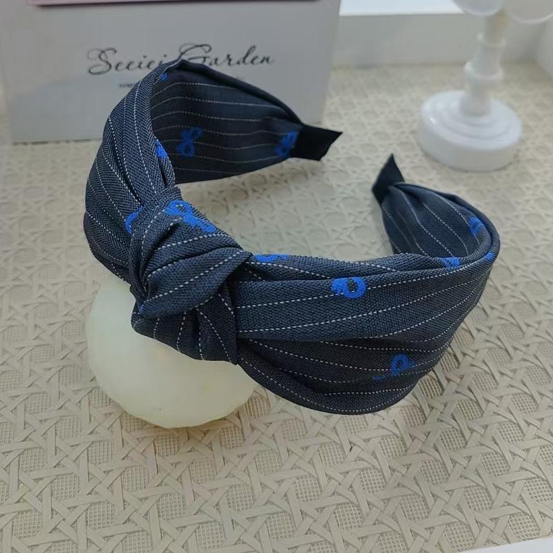 Women's Retro Wide Headband: Versatile Hair Clip for Washing Face & Masks