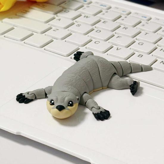 Desktop Decoration 3D Printed Articulated Otter Toy for Kids, Flexible Fidget Figure, Durable Spinner Movable Animal Sensory Stress Relief Office Desk