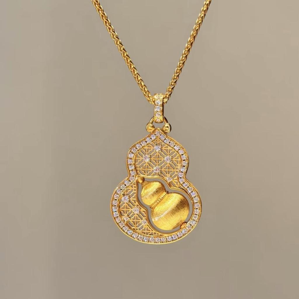 New Chinese Style Rhinestone Carved Gourd Pendant Necklace for Women