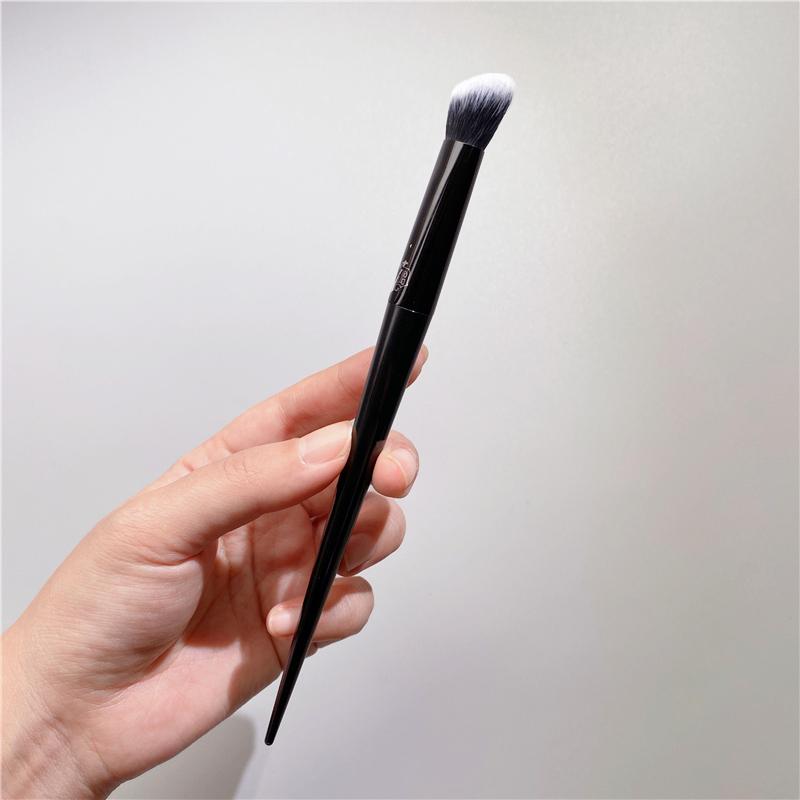 Lock-It abgewinkelter Concealer-Make-up-Pinsel, 35 cm, schräge Form zur Konturierung, Schattenkorrektur, Beauty-Kosmetikpinsel