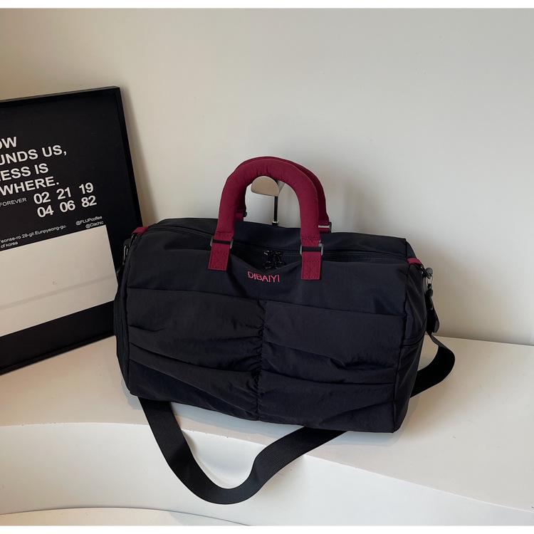 Modische Grenzüberschreitende Fitness-Tasche für Damen: Leichte Sport-Reisetasche mit Nass-/Trockentrennung.