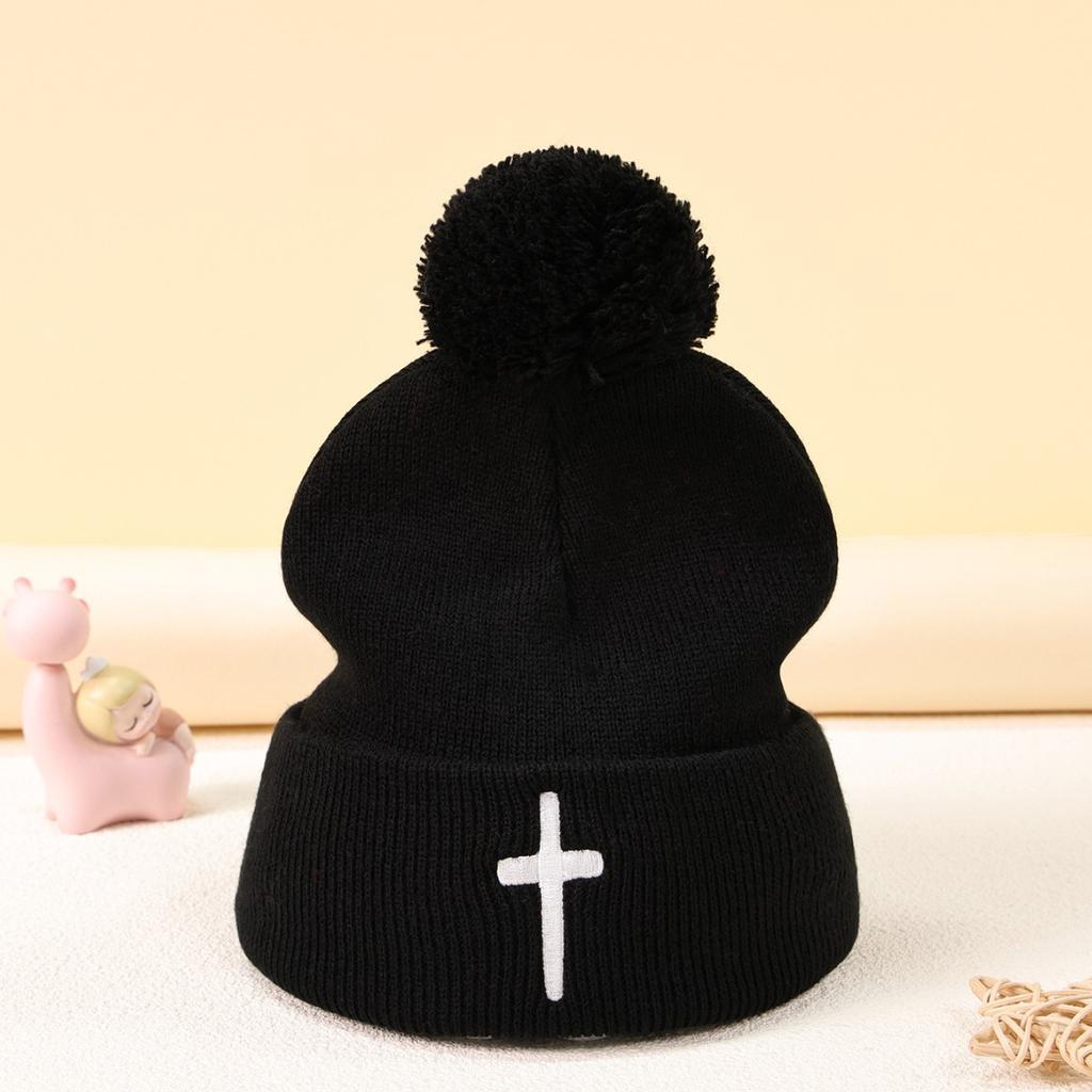 Autumn And Winter Warm Fashion Embroidered Cross Knitted Lightweight Elastic Beanie