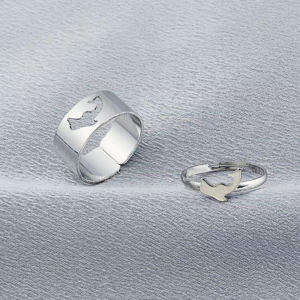 Versatile Women's Fashion Couple Rings: Light Luxury, Colorfast, Unisex Knuckle & Plain Finger Rings