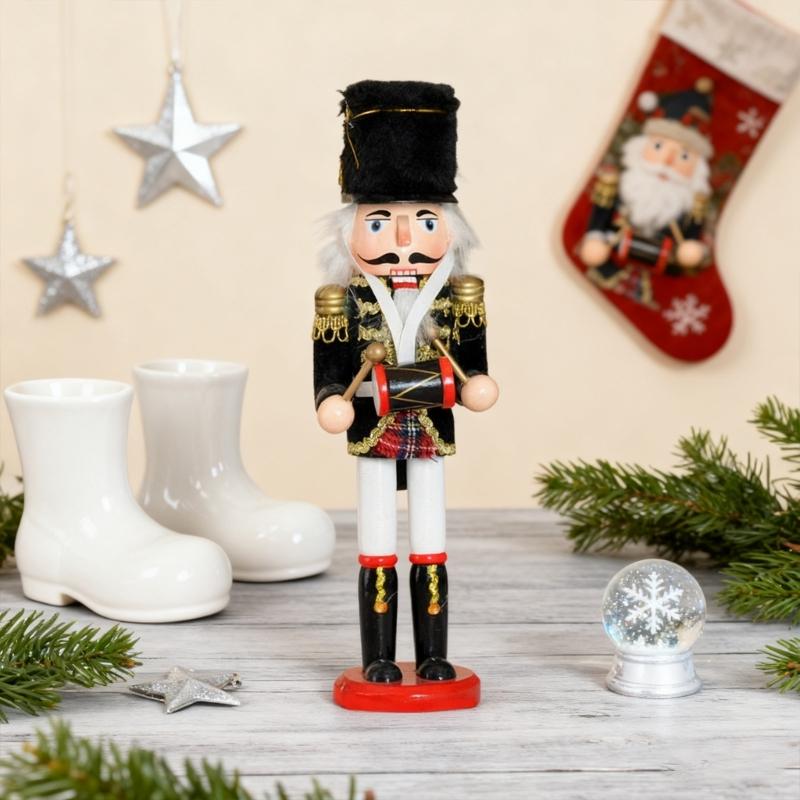 Natural Wood Nutcrackers Statue Ornament 30cm Tall Bagpipe Drummer Soldier Figure Home Decoration For Family Festivities