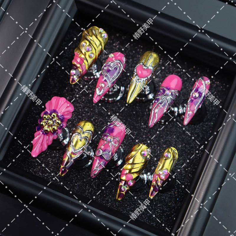 Y2K Pink Gold Press-On Nails With 3D Heart Rhinestone Metallic Line Design Women - Sweet Edgy Style Long Stiletto Shape