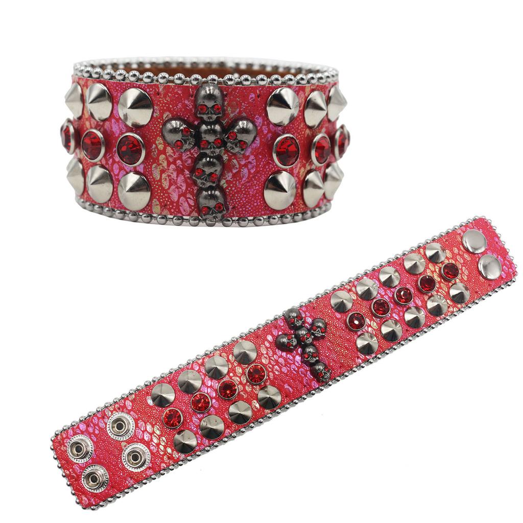 Amerikanisches Strass-Nieten-Armband Armband Kreuz Schädel Dekoration Punk Goth Personalisierter Schmuck