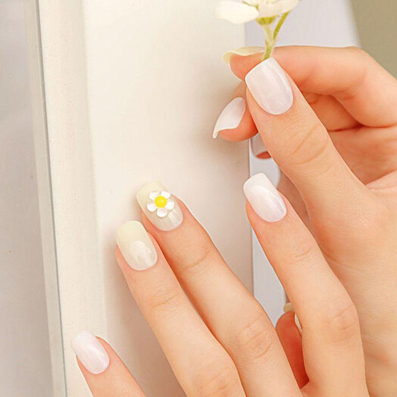 Wiederverwendbarer Nagelspitzen-Tropfen Blume (Normales Quadrat)