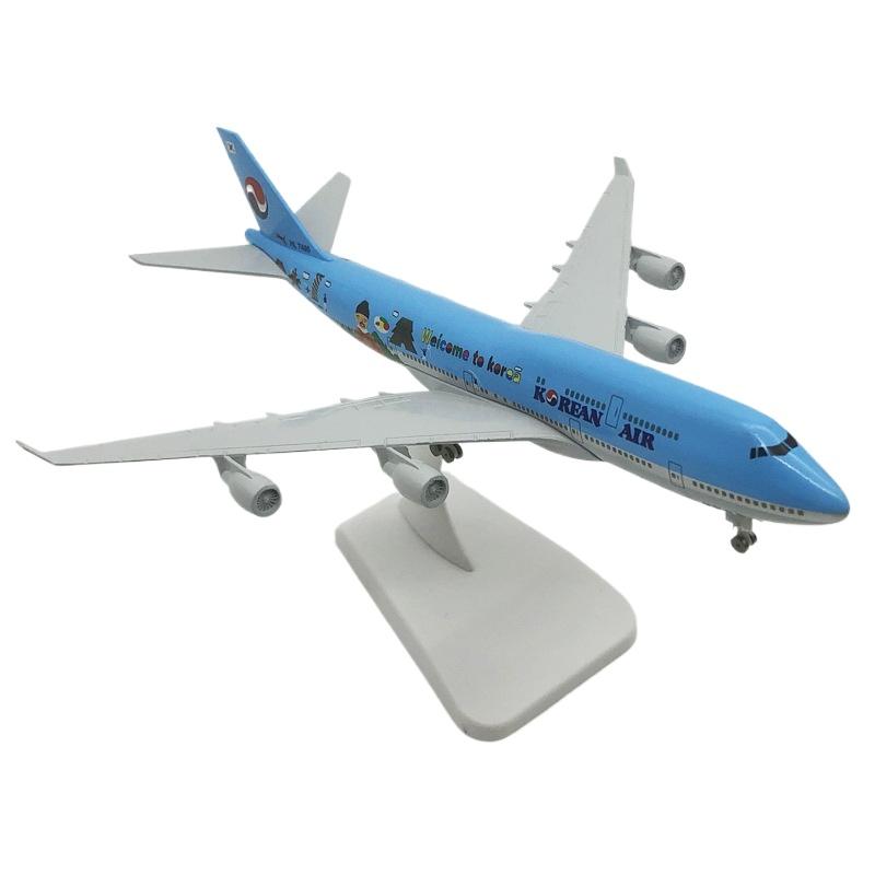 

Scale Airplanes 20cm B747 Model Plane Model for Korean Painting Machine 747 Aircraft Model Diecast Metal Airplanes Plane Toy синий
