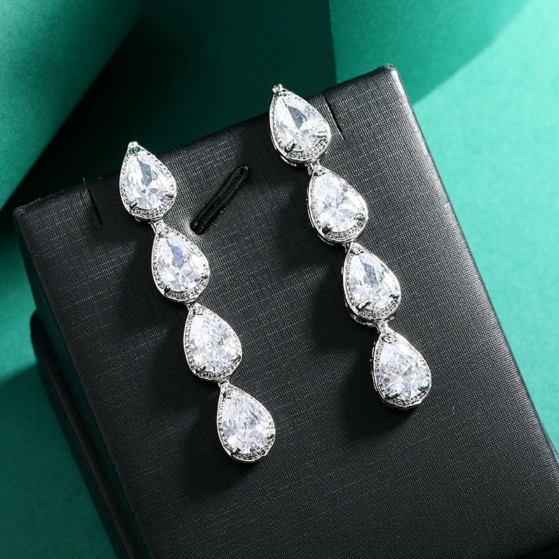 Niche Design Zircon Water Drop Fringed Stud Earrings Women's High-end Temperament Crystal Long Earrings, High-end Simple Earrings