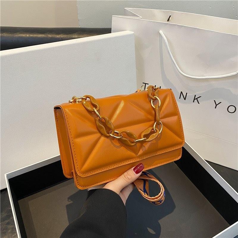 

Fashionable Acrylic Chain Mini Crossbody Bag With Trendy Quilted Design For Women Available In Multiple Colors коричневий