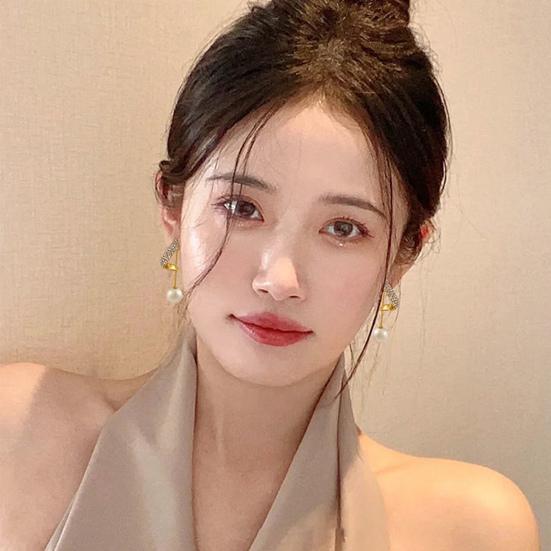 1 para kolczyków sztyftów Bling Cyrkonia Luksusowe Eleganckie Lśniące Kolczyki Wiszące ze Sztuczną Perłą