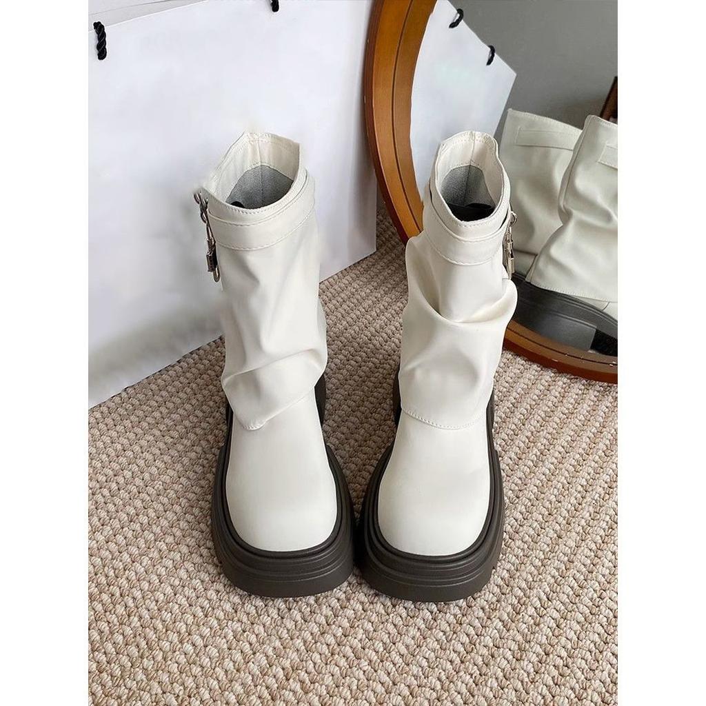 Round head casual Martin boots autumn and winter new women's platform retro versatile medium boots