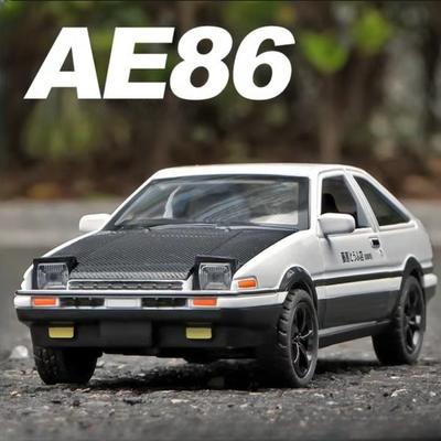1:36 Ae86 Voiture de Film Classique Modèle Jouet Portes Ouvertes Son Lumière Modèles Tirer en Arrière Alliage Moulé sous Pression Miniatures Jouets Collection Cadeaux