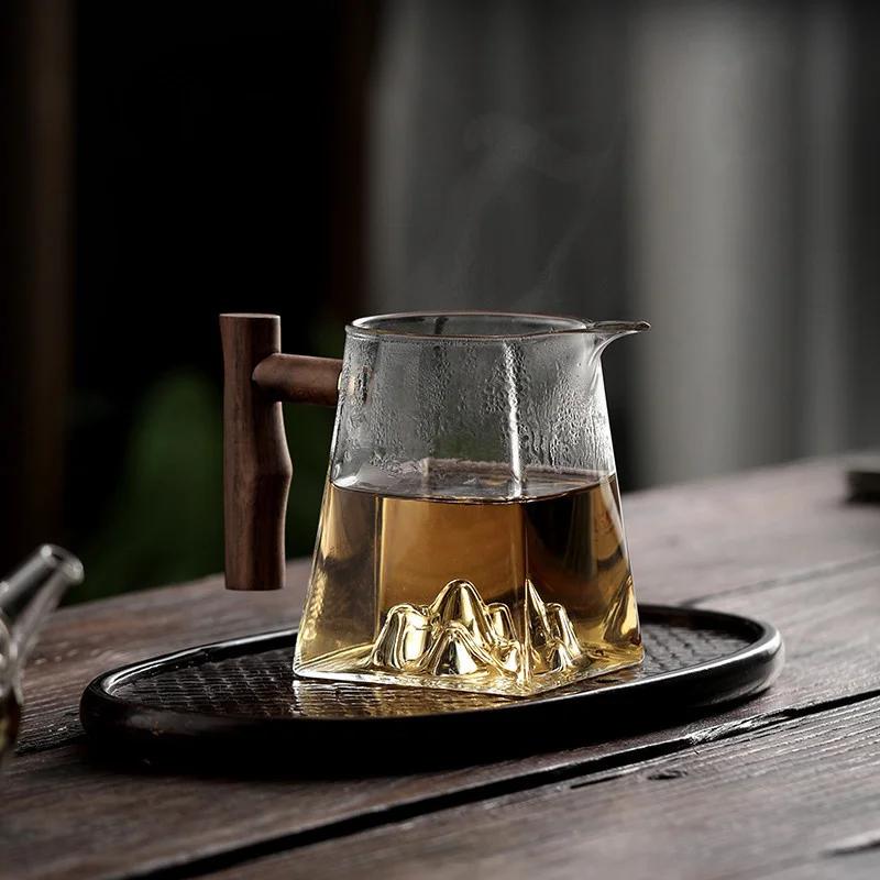 Square Bottom Snow Mountain Heat-Resistant Glass Fair Cup Tea Pitcher with Wooden Handle Chahai Kung Fu Tea Divider Tea Set Acce