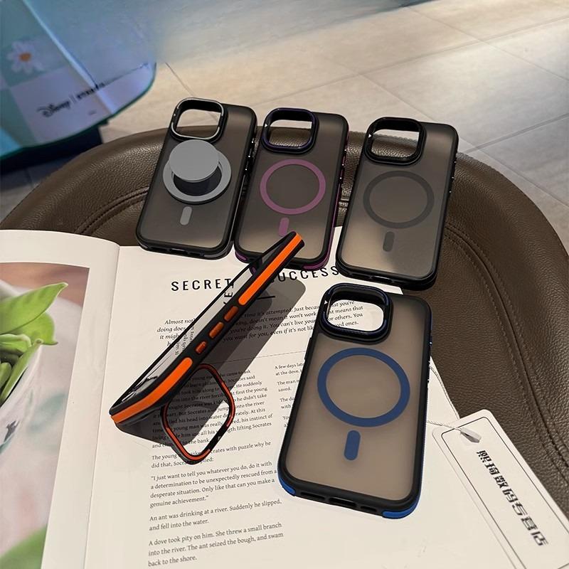 Applicable To IPhone16ProMax Lens Holder Mobile Phone Case Apple 15ProMax Dual Color Magnetic 14 Protection Case