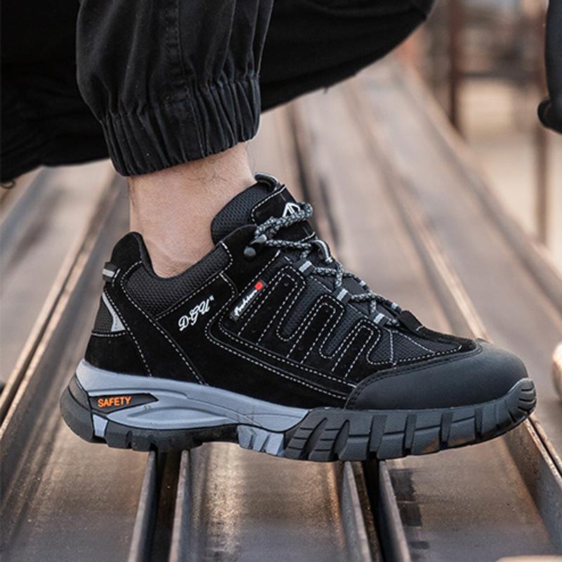 Men's Smash-proof and Stab-proof Steel Baotou Worksite Lightweight, Wear-resistant, Deodorant and Breathable Four-season Mountaineering Shoes