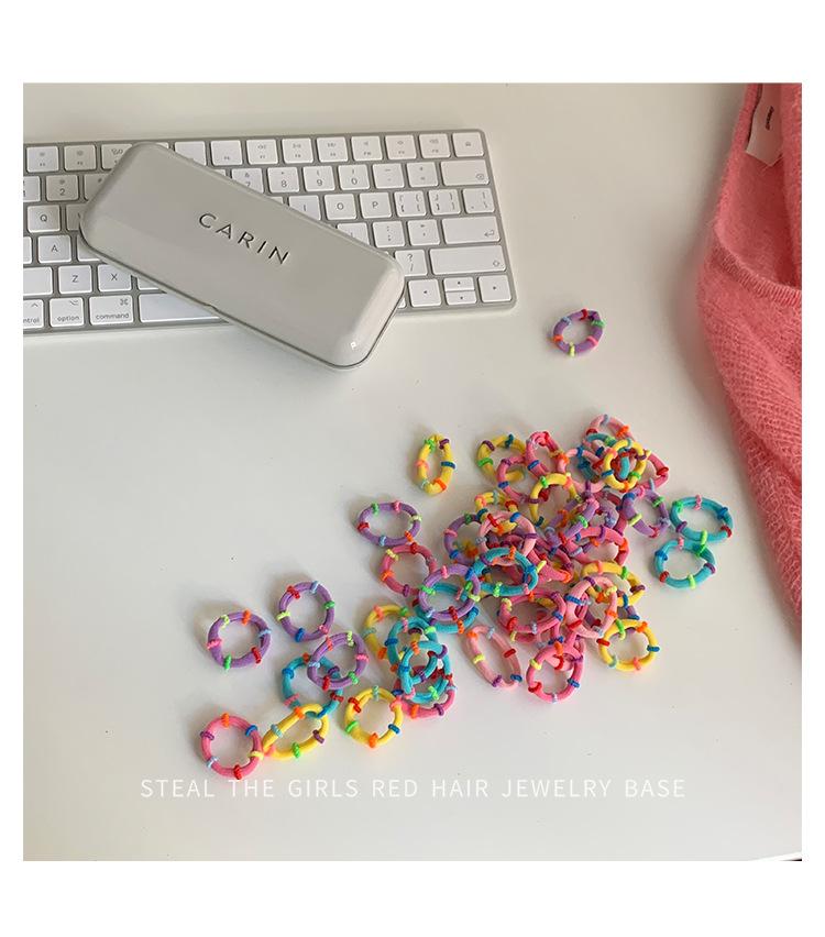 50 штук разноцветных маленьких резинок, резинок для волос и простых базовых аксессуаров для волос