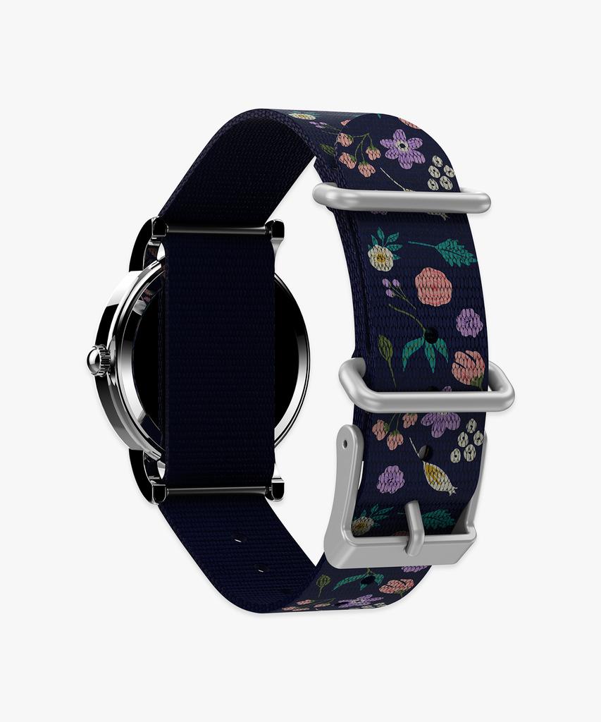 Taimaegseu X Peanuts Weekender Snoopy Floral Fabric Watch 31Mm