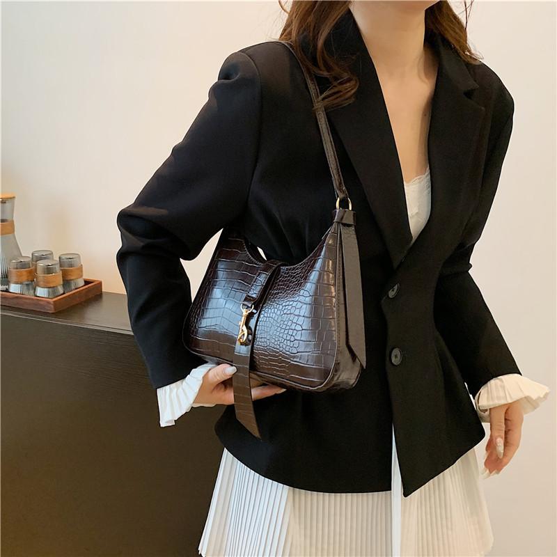 Stylish Trendy Casual Shoulder Bag Fashionable Chic Retro Handbag For Women